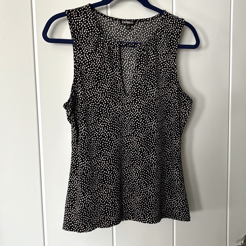 Express Black white pink sleeveless blouse top size medium